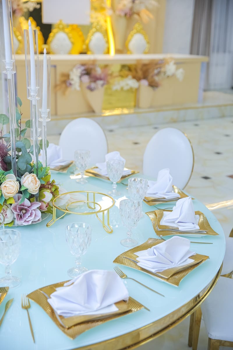 WEST HALL - Малый зал