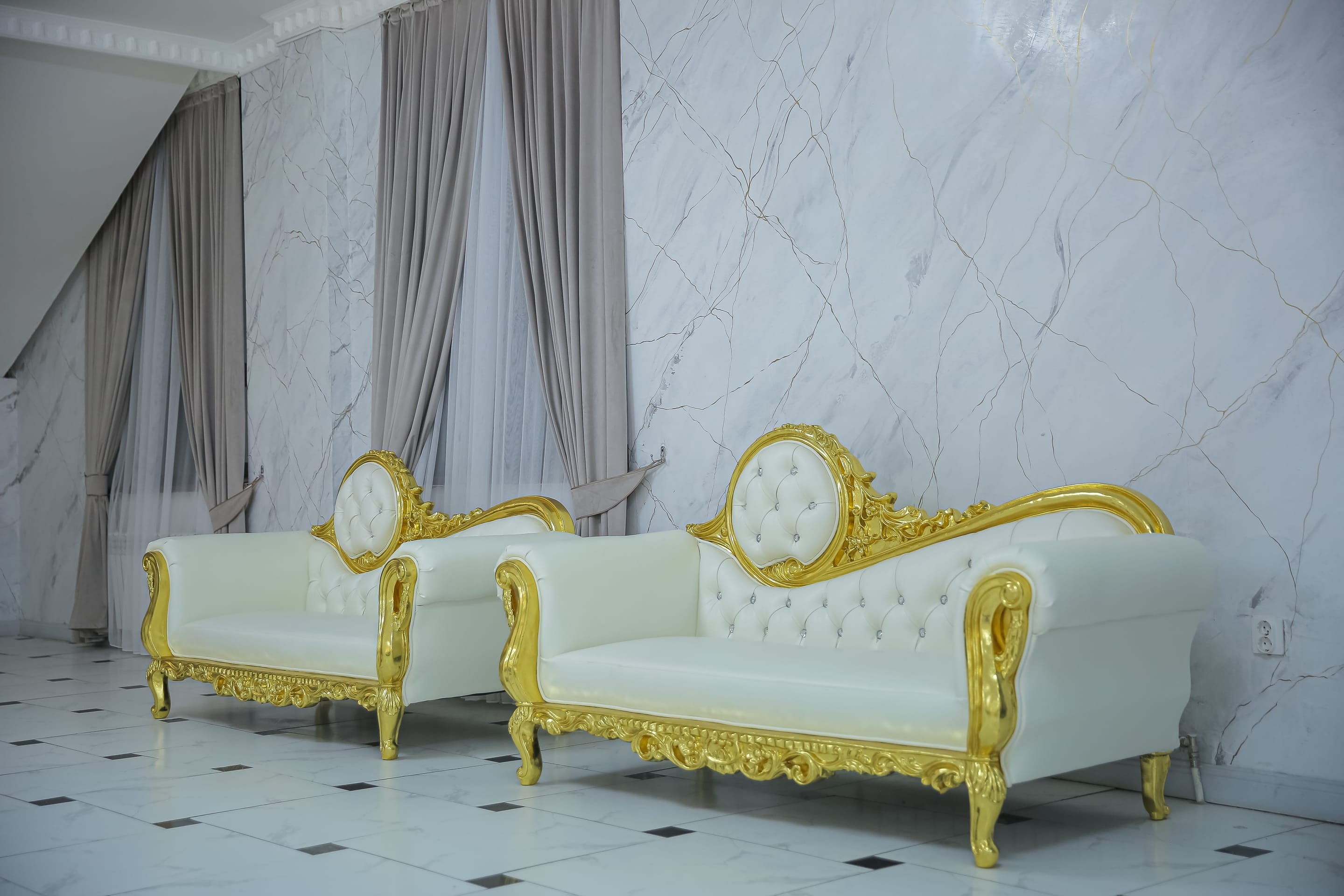 WEST HALL - Малый зал