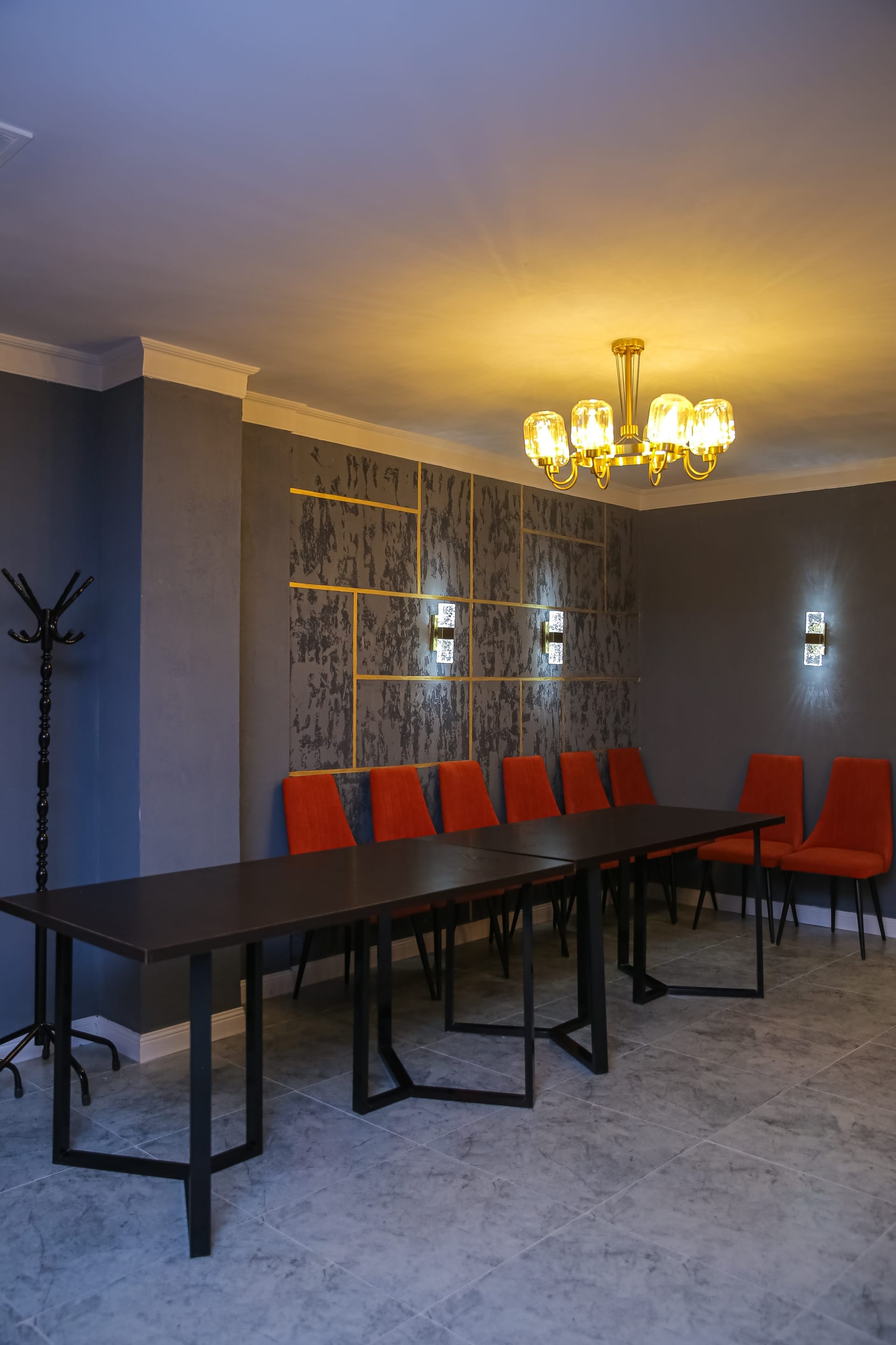 WEST HALL - VIP караоке