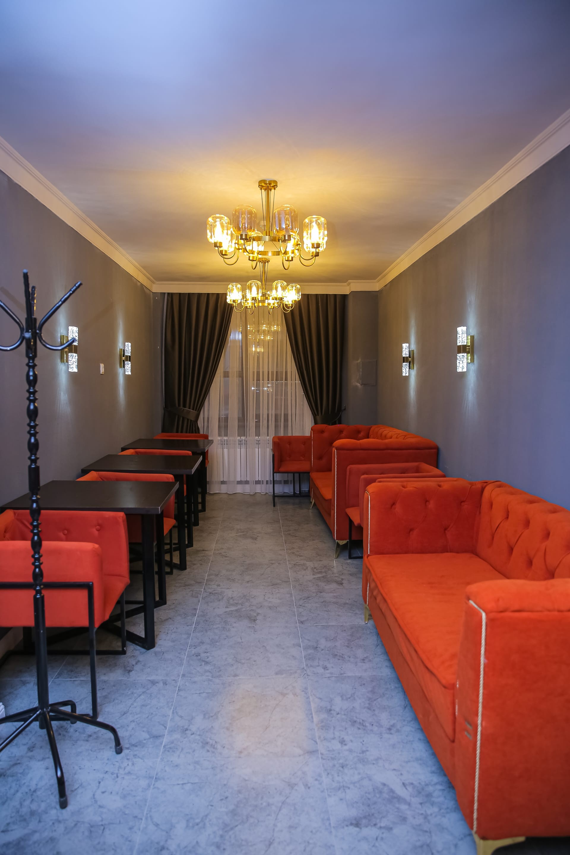 WEST HALL - VIP караоке